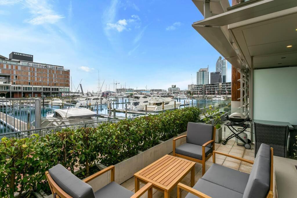 Apartamento Elegant & Sunny Living With Stunning Marina Views Auckland Exterior foto